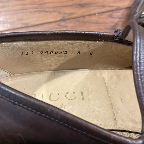 Brown Gucci horsebit loafers. Authentic Italian leather. Size 8D. - Picture 4 of 5